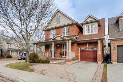 2215 Kenneth Cres, House other with 3 bedrooms, 3 bathrooms and 3 parking in Burlington ON | Image 1