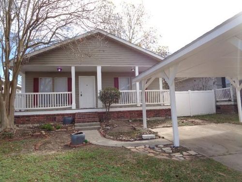 10015 Summerberry Lane, Tomball, TX, 77375 | Card Image