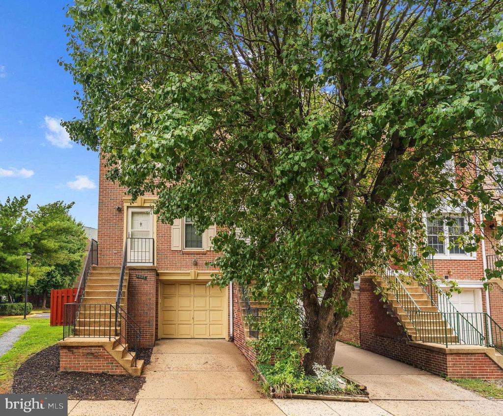 Residential in ALEXANDRIA 5