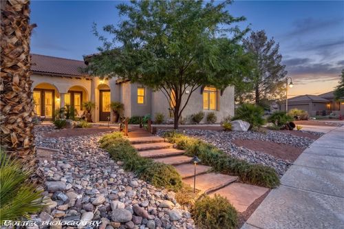 565 Paseo Verde Ct, Mesquite, NV, 89027-7605 | Card Image