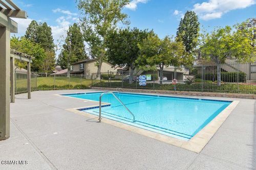 584 Rio Grande Cir, Thousand Oaks, CA, 91360-1550 | Card Image