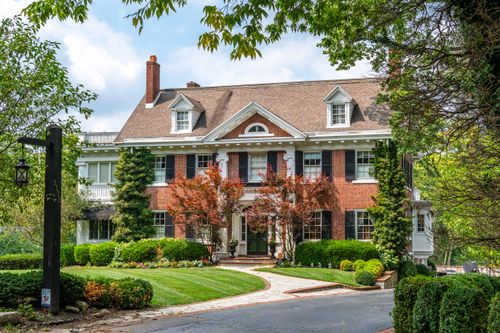 1115 Oakwood Ave, Oakwood, OH, 45419-2912 | Card Image