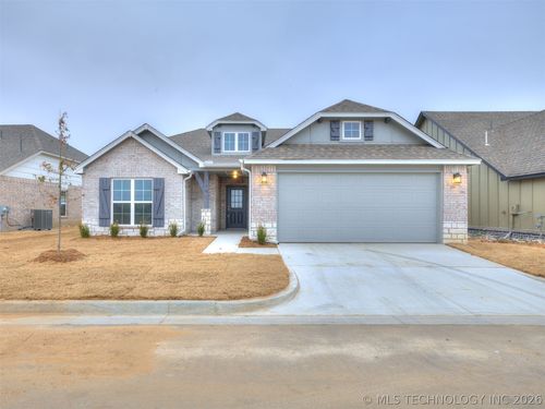 3401 E 153rd St S, Bixby, OK, 74008-4774 | Card Image