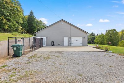 401 Crump Road, House other with 3 bedrooms, 2 bathrooms and null parking in Munfordville KY | Image 3