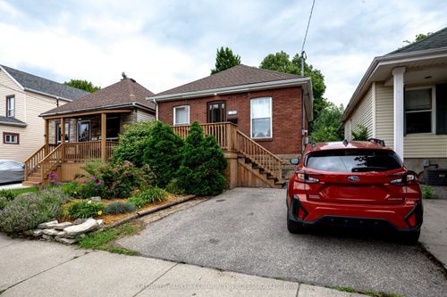 94 Edgemont St N, Hamilton, ON, L8H4C8 | Card Image