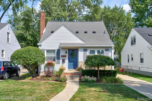2946 Ellwood Ave, Berkley, MI, 48072-1157 | Card Image