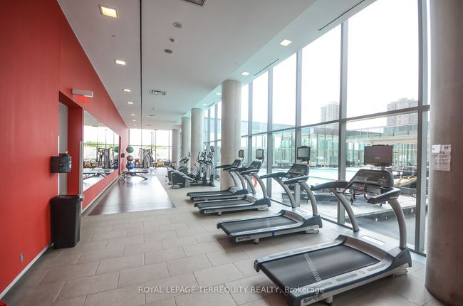 713 - 105 The Queensway, Condo with 1 bedrooms, 1 bathrooms and null parking in Toronto ON | Image 4