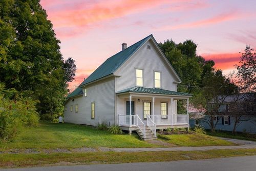 7 Fletcher St, Lancaster, NH, 03584-3513 | Card Image