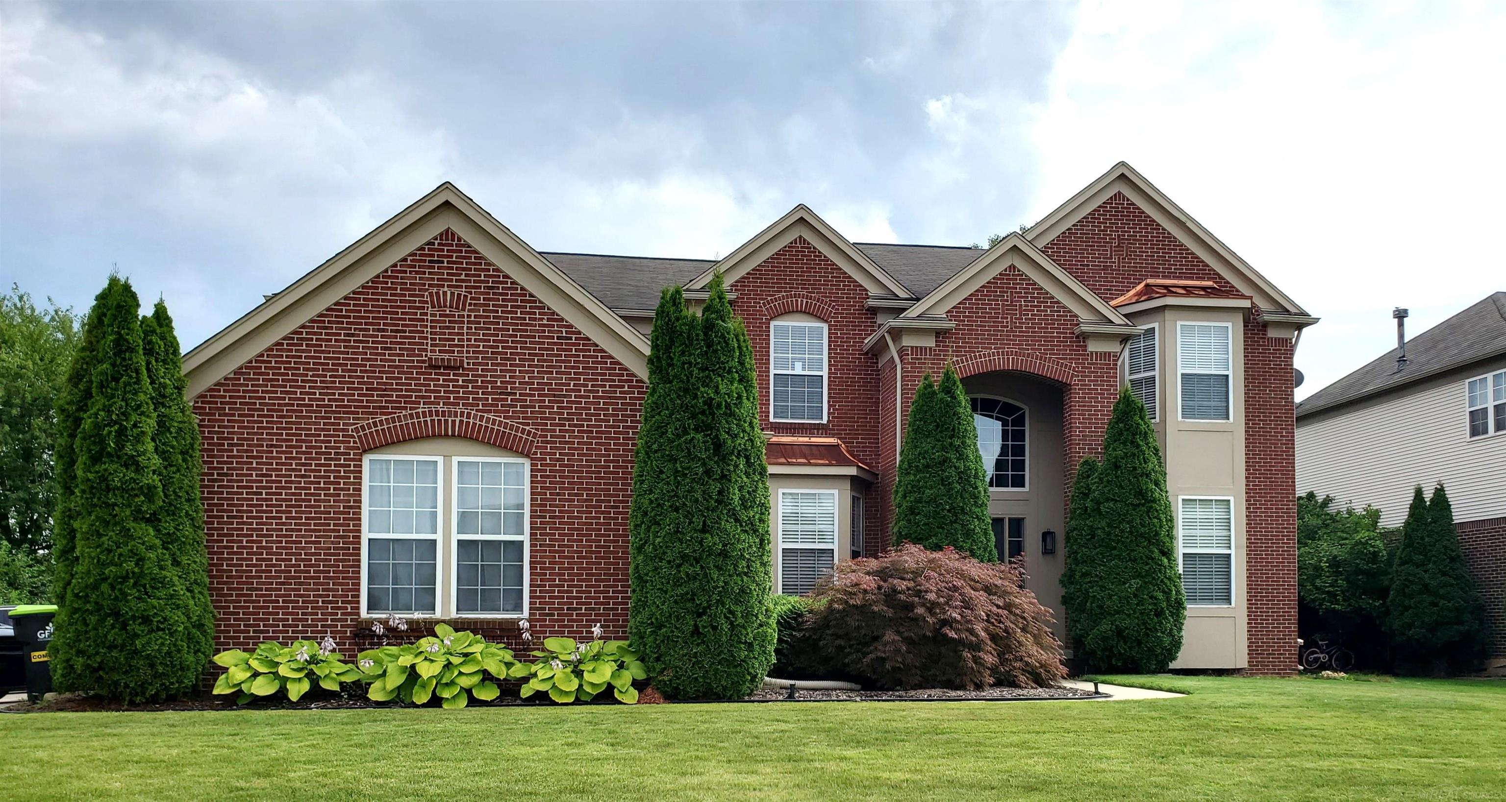 Gailes Dr, Macomb, MI 48044