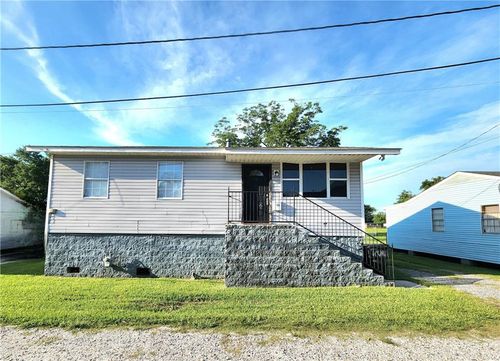 106 Treuil Ln, Belle Chasse, LA, 70037 | Card Image