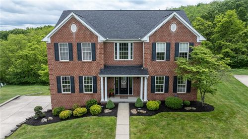 104 Cherokee Ct, Freeport, PA, 16229-2424 | Card Image