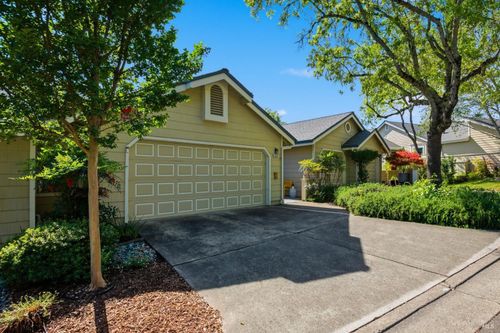 2003 Stonefield Lane, Santa Rosa, CA, 95403 | Card Image