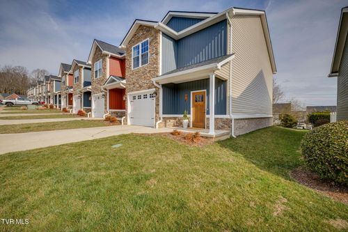 373 Piper Gln, Gray, TN, 37615-3275 | Card Image