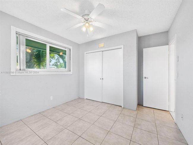 5501 Garfield St, House other with 3 bedrooms, 2 bathrooms and null parking in Hollywood FL | Image 17