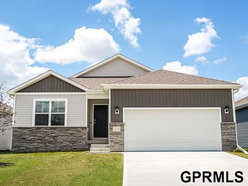8828 S 184th Way, Omaha, NE, 68136 | Card Image