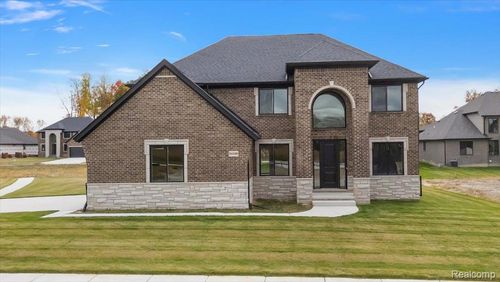 24166 Sawgrass Dr, Macomb, MI, 48042 | Card Image