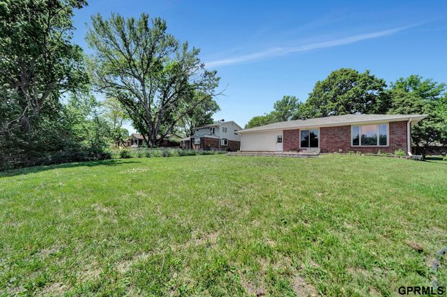 3940 N 17 Th St, House other with 4 bedrooms, 3 bathrooms and 2 parking in Lincoln NE | Image 35