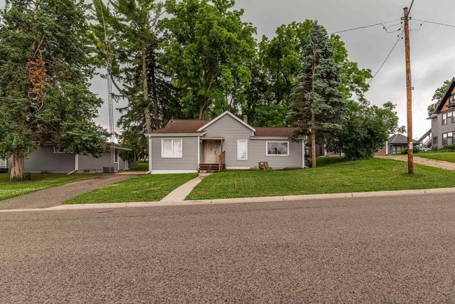 303 W Center St, House other with 2 bedrooms, 1 bathrooms and null parking in South Wayne WI | Image 9