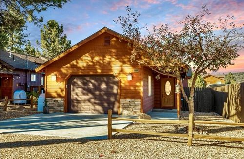 2089 Shady Ln, Big Bear City, CA, 92314-8701 | Card Image
