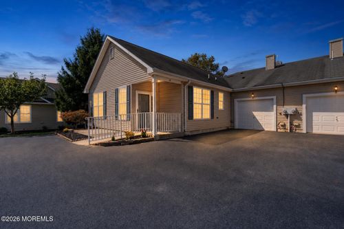 35 Fennel Ct, Manchester, NJ, 08759-5171 | Card Image