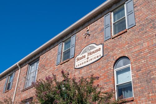 apt-307-1808 State St, Nashville, TN, 37203-2215 | Card Image