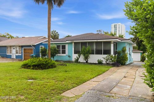 217 Daytona Ave, Daytona Beach, FL, 32117-4919 | Card Image
