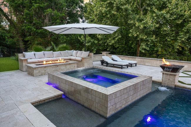 E - 22 E Shady Ln, House other with 5 bedrooms, 5 bathrooms and 3 parking in Houston TX | Image 44