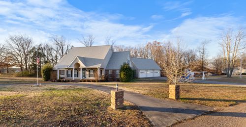 229 Sunnyside Dr, Paris, TN, 38242-8611 | Card Image