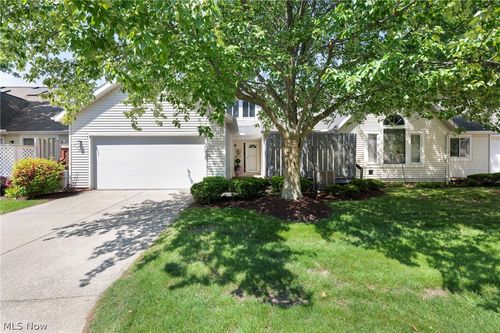 7160 N Kipling Pl, Concord Twp, OH, 44077-9545 | Card Image