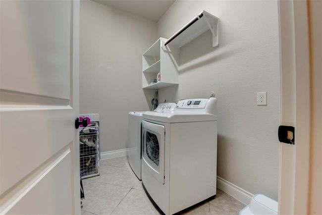 2407 Lost Bridge Ln, House other with 4 bedrooms, 2 bathrooms and 2 parking in Pearland TX | Image 27