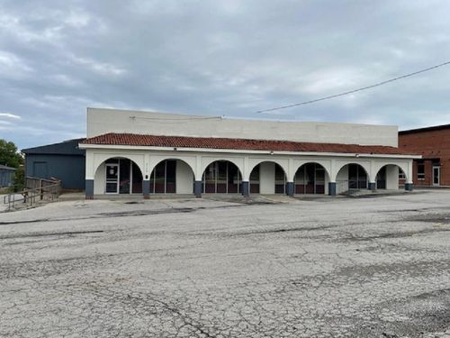 2715 N Belt Hwy, Saint Joseph, MO, 64506-2004 | Card Image