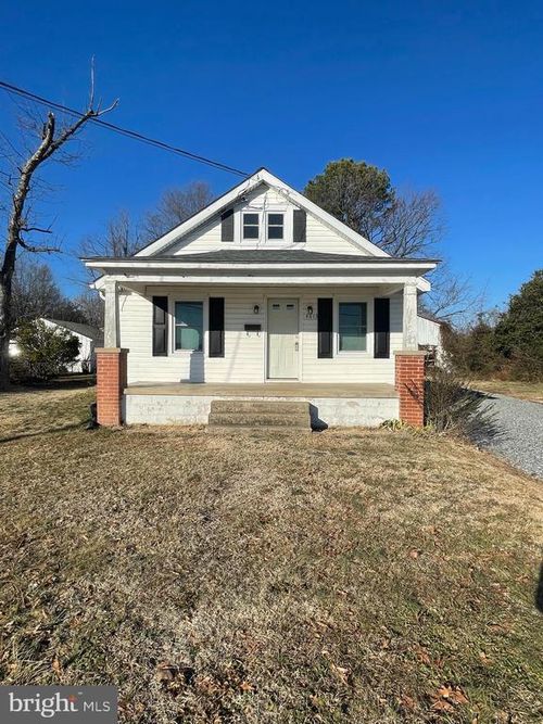 4613 Harrison Rd, FREDERICKSBURG, VA, 22408-1838 | Card Image