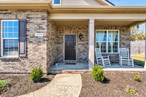 1000 Blair Oaks Ct, LA VERGNE, TN, 37086-4302 | Card Image