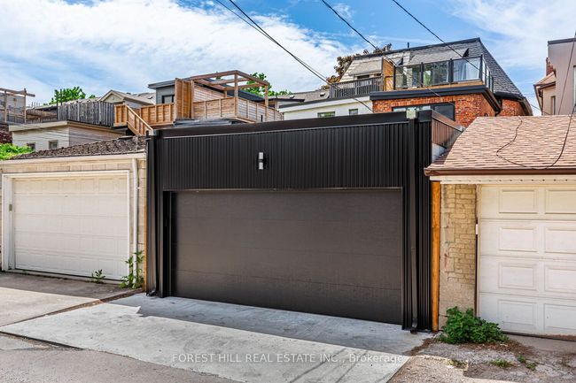 437 Euclid Ave, House attached with 5 bedrooms, 6 bathrooms and null parking in Toronto ON | Image 35
