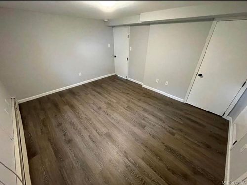 1-15 Hawthorne Ave, West Babylon, NY, 11704-7305 | Card Image