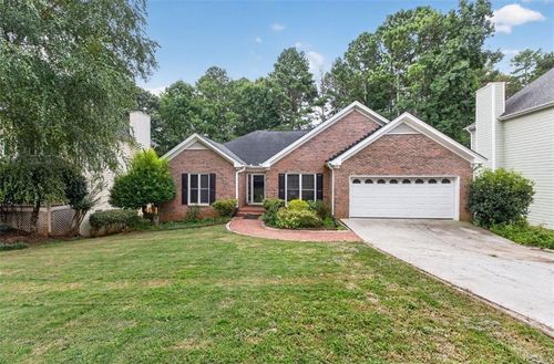 1105 Secret Cove Dr, Sugar Hill, GA, 30518-5320 | Card Image