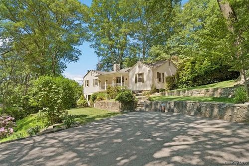 13 Split Rock Rd, Mahopac, NY, 10541-1758 | Card Image