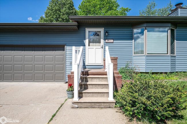 2001 20 Th St, Home with 2 bedrooms, 2 bathrooms and 2 parking in Harlan IA | Image 4