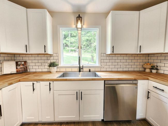 125 Randall Hill Rd, House other with 3 bedrooms, 2 bathrooms and null parking in Bellows Falls VT | Image 13