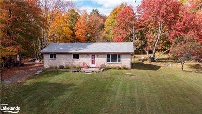 4866 Highway 124, House other with 3 bedrooms, 1 bathrooms and 10 parking in Magnetawan ON | Image 2