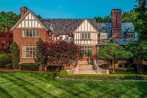 5800 Brookbank Ln, Mission Hills, KS, 66208-1168 | Card Image