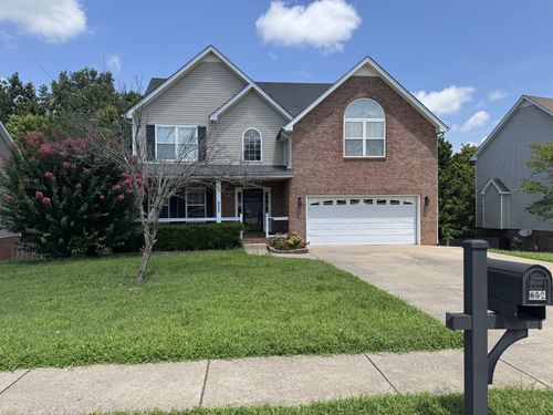 652 Winding Bluff Way, Clarksville, TN, 37040-5763 | Card Image