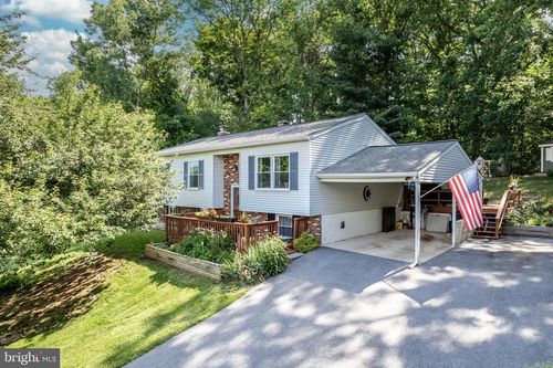 2718 Aspen Dr, HAMPSTEAD, MD, 21074-1713 | Card Image