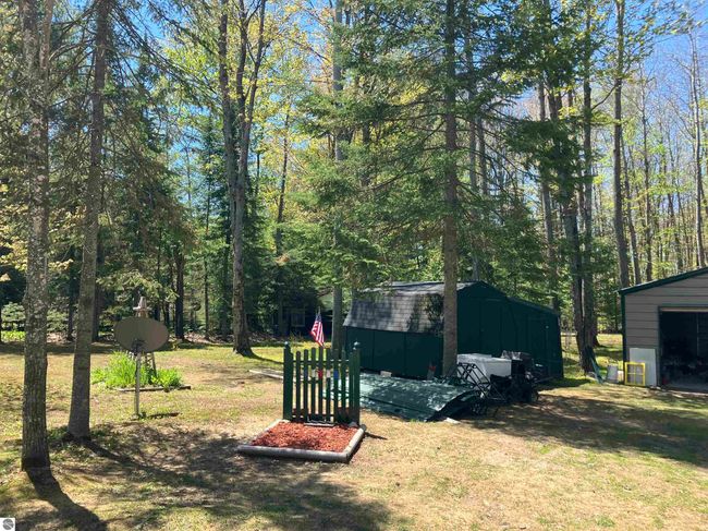 1295 Wa Ba Tesse Dr Ne, House other with 2 bedrooms, 1 bathrooms and null parking in Kalkaska MI | Image 23