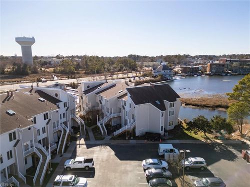 212-100 Pinewood Road, Virginia Beach, VA, 23451 | Card Image
