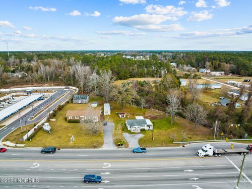 1108 W Corbett Ave, Swansboro, NC, 28584-8460 | Card Image