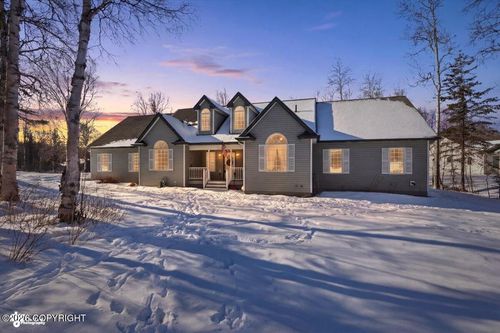 2957 E Wanamingo Dr, Wasilla, AK, 99654-2810 | Card Image