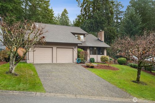 19714 41st Ave Ne, Lake Forest Park, WA, 98155-1609 | Card Image