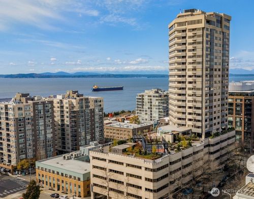1004-2821 2nd Ave, Seattle, WA, 98121-1248 | Card Image