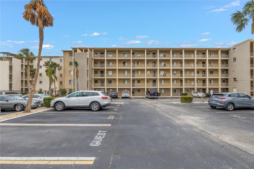 k101-3500 Lake Bayshore Dr, Bradenton, FL, 34205-5147 | Card Image